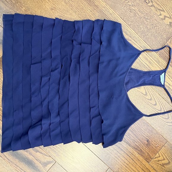 CLUB MONACO 100% Silk Purple Tiered Ruffle Top Size Small - Picture 3 of 4